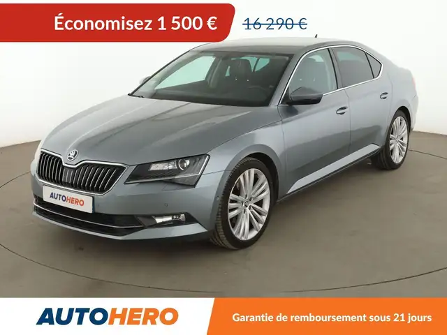 Skoda Superb 2.0 TDI Style DSG