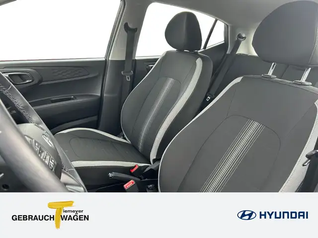 Hyundai I10 view 10