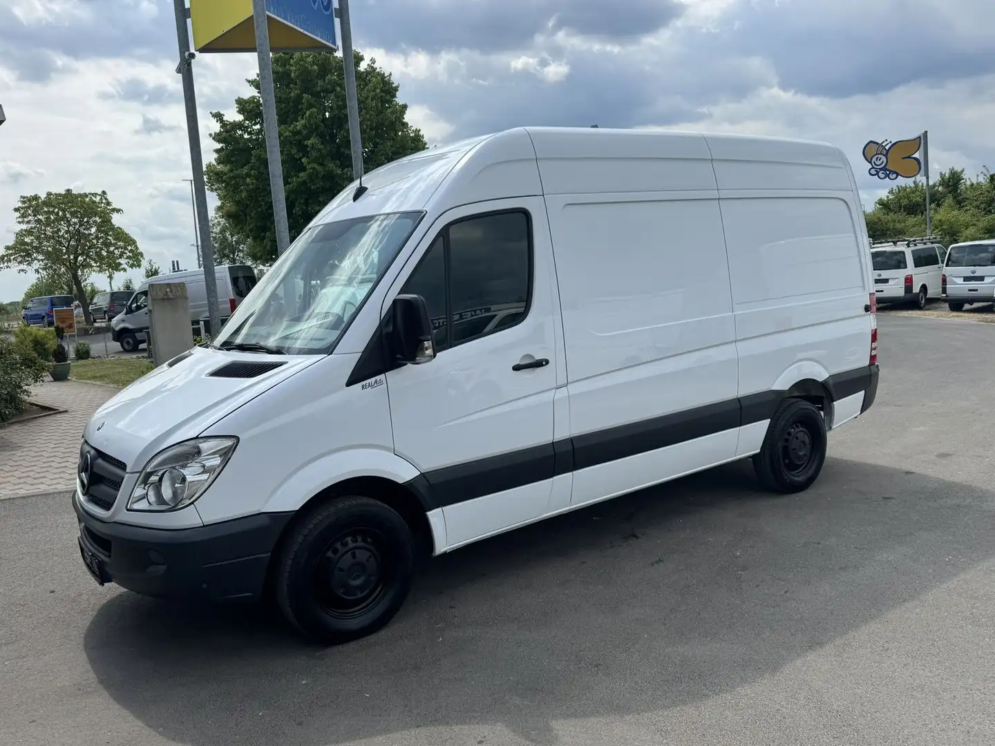 Mercedes-Benz Sprinter Kasten 213CDi MR L2H2 PDC vo u. hi Wit - 2