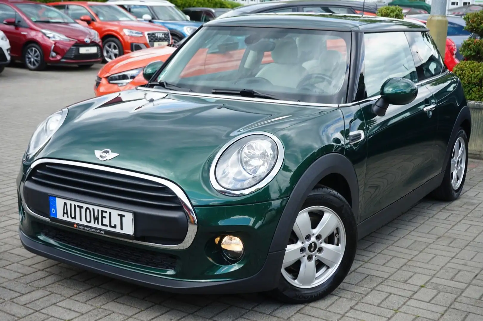 MINI One One Grün - 1