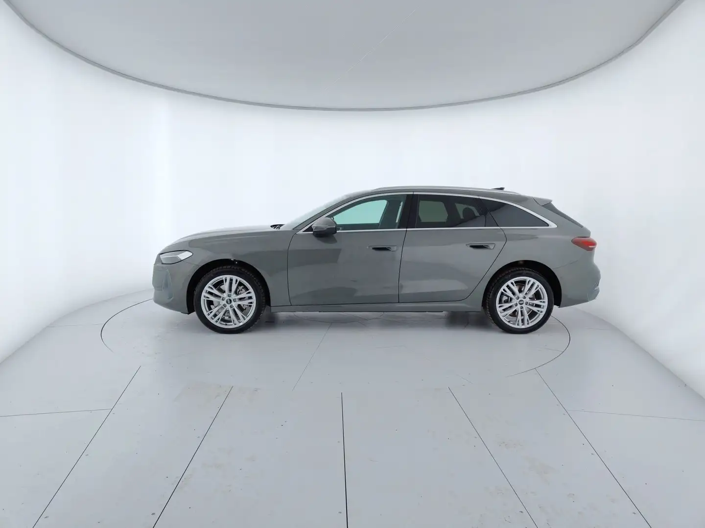 Audi A5 Avant TDI 150 kW S tronic mHEV+ Business Advanced Grigio - 2