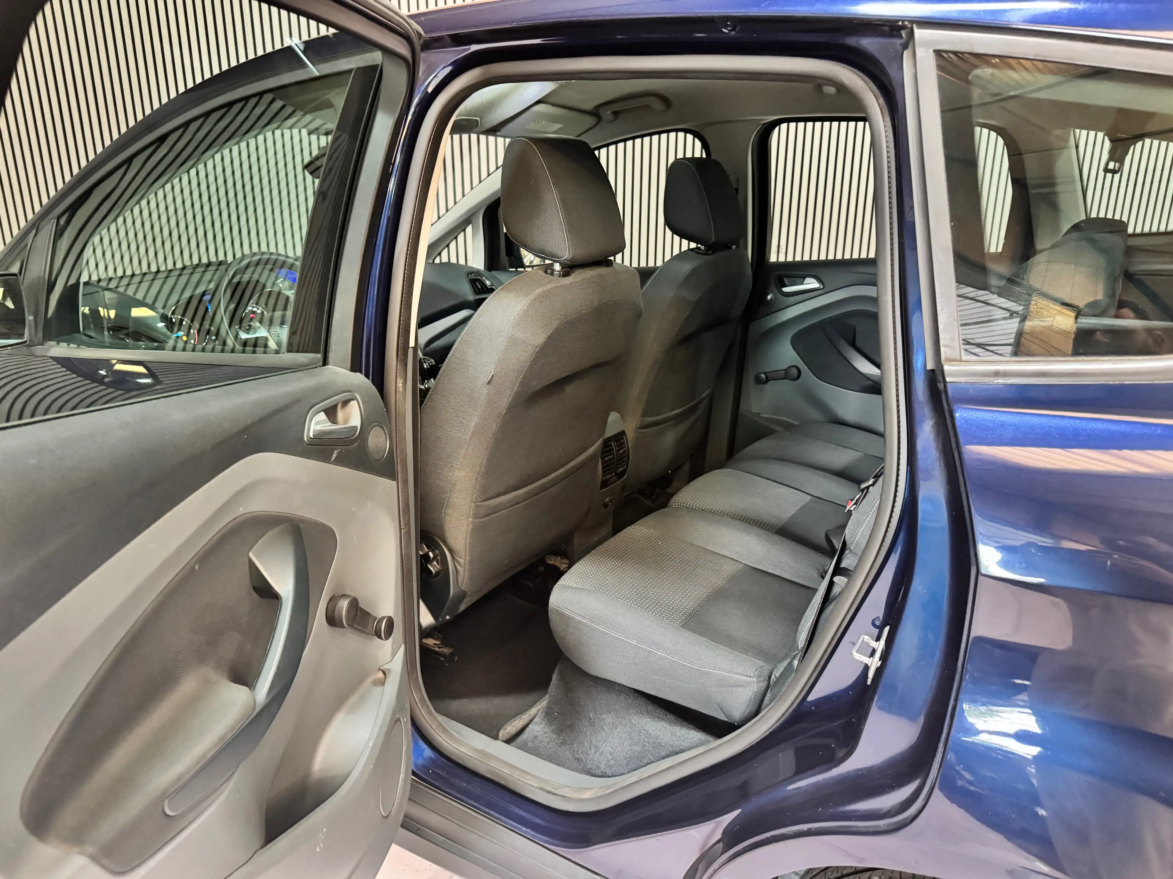 Ford C-Max C-Max 1.6 TDCi Trend — photo 9