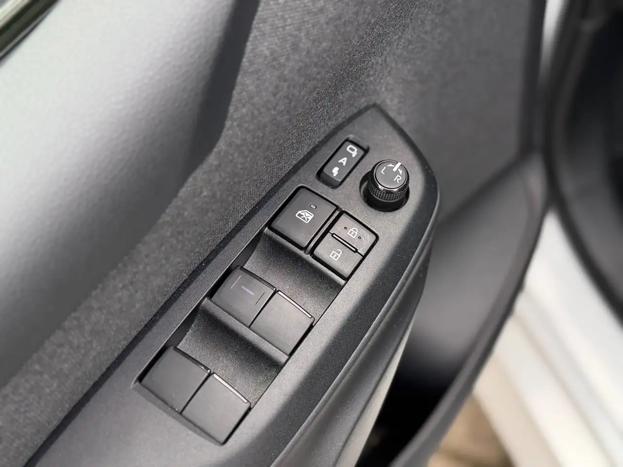 Toyota Yaris 1.5 Hybrid Executive HUD JBL Trekhaak, миниатюра 23