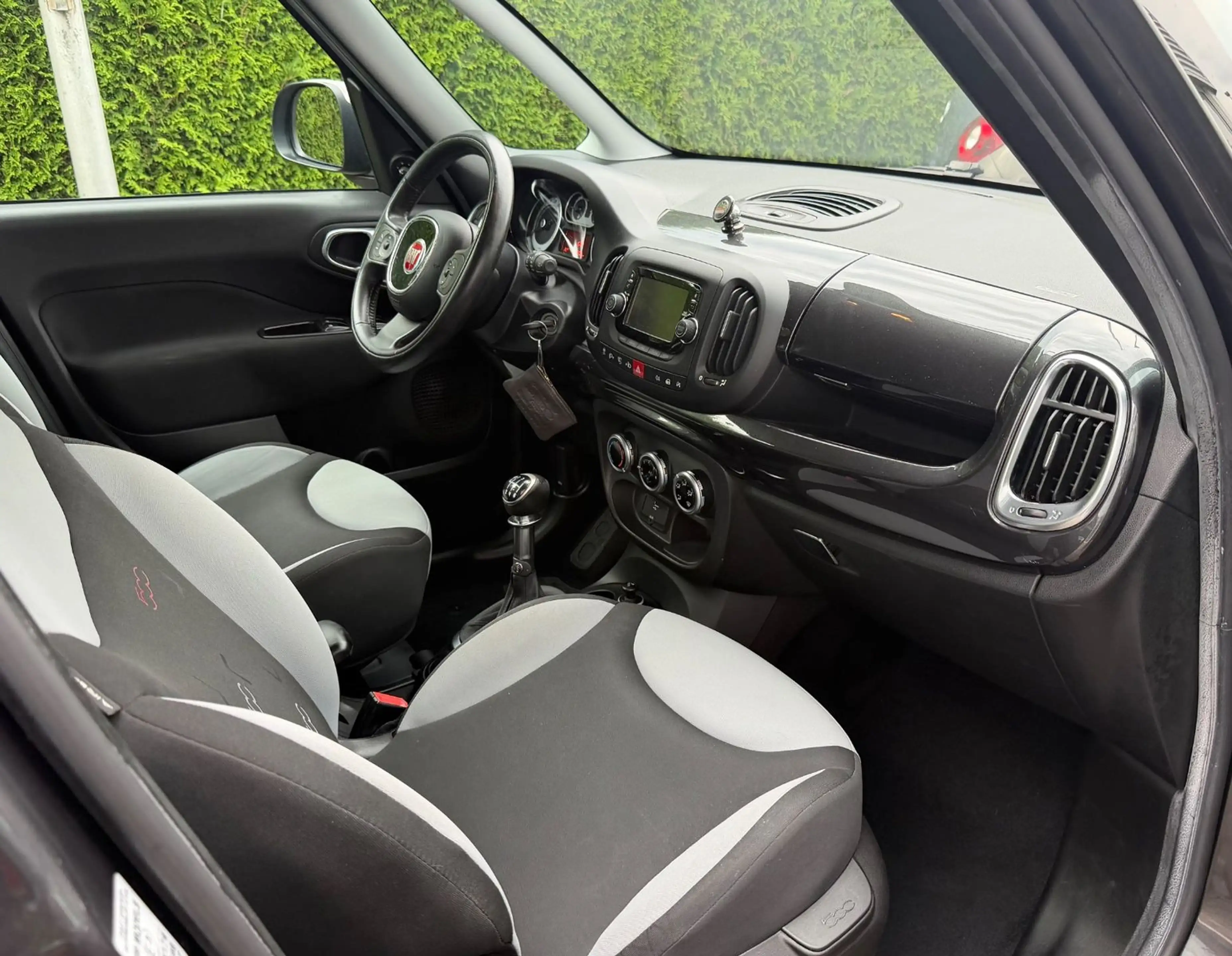 Fiat 500L Pop Star — photo 11