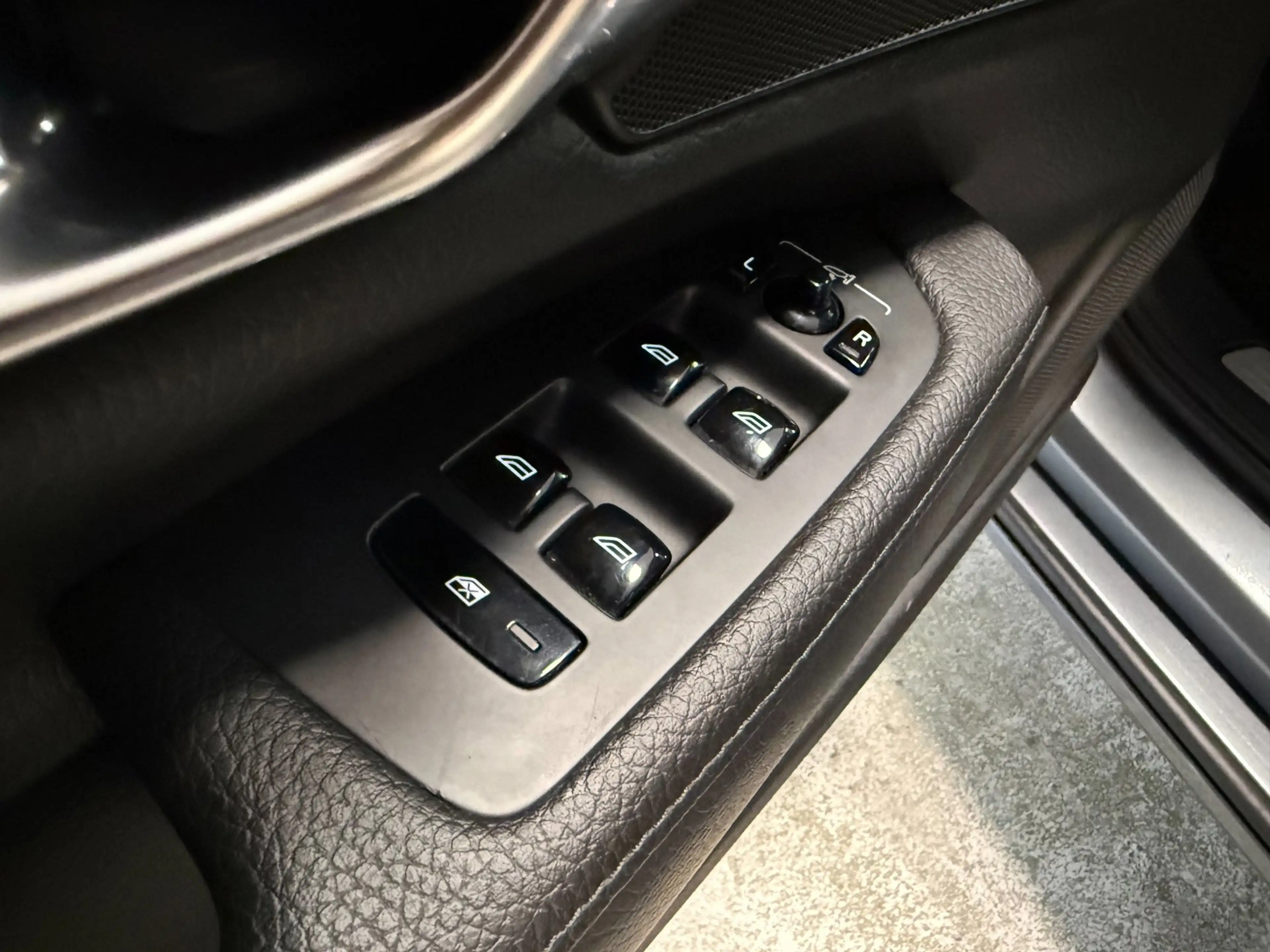 Volvo S90 2.0 T4 Momentum+|NAP|LED|PDC|CAMERA|LEDER|STOELV|D — photo 20