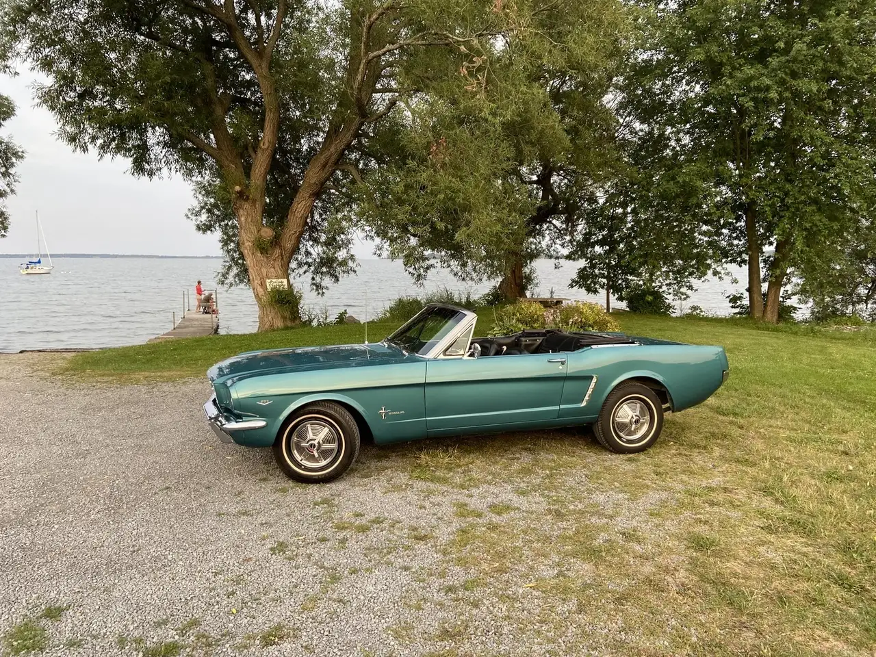 Ford Mustang снимка Ford Mustang