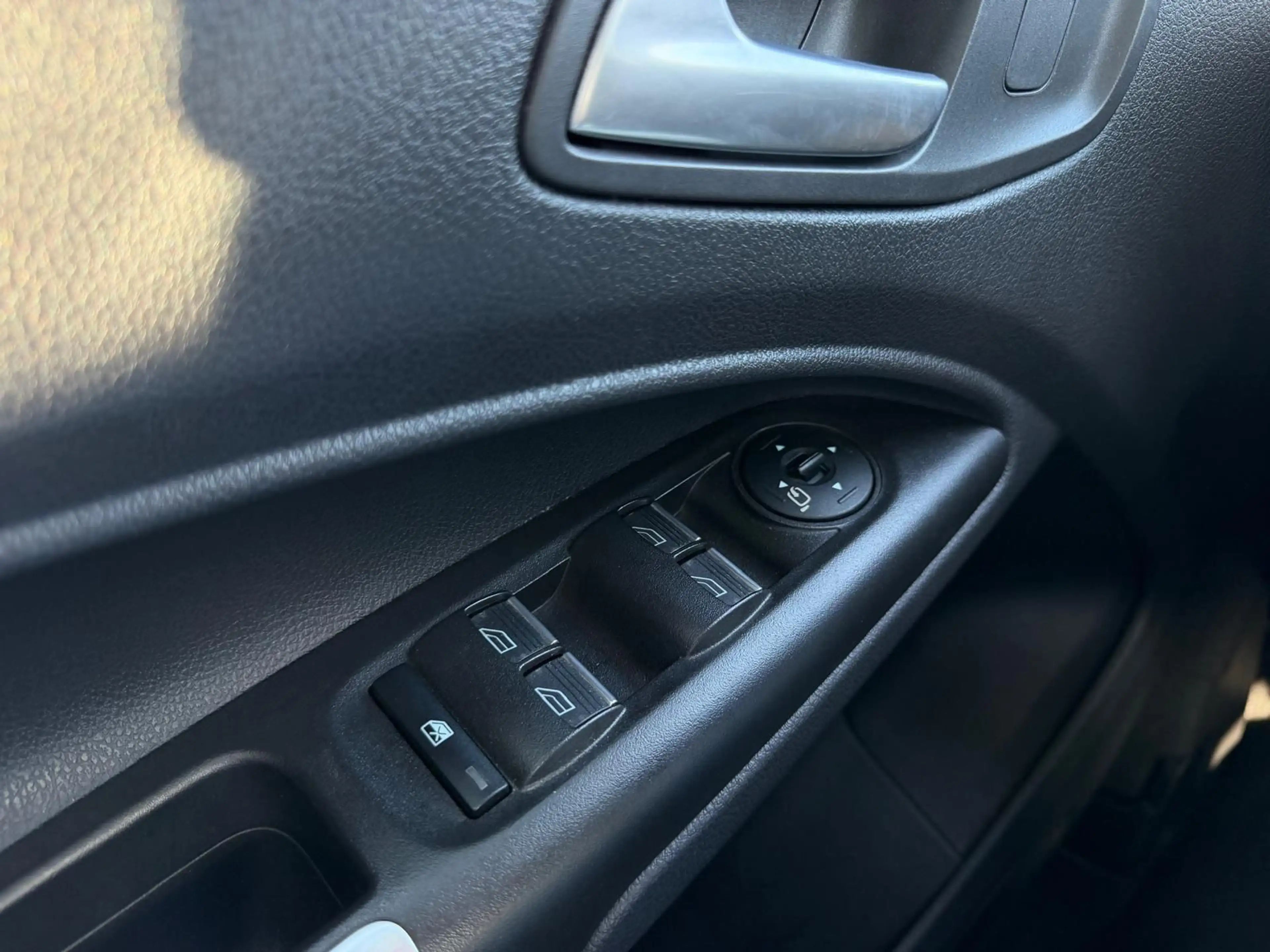 Ford Tourneo Connect Titanium PANO*KLIMAAUT*TEMP*AHK* — photo 14