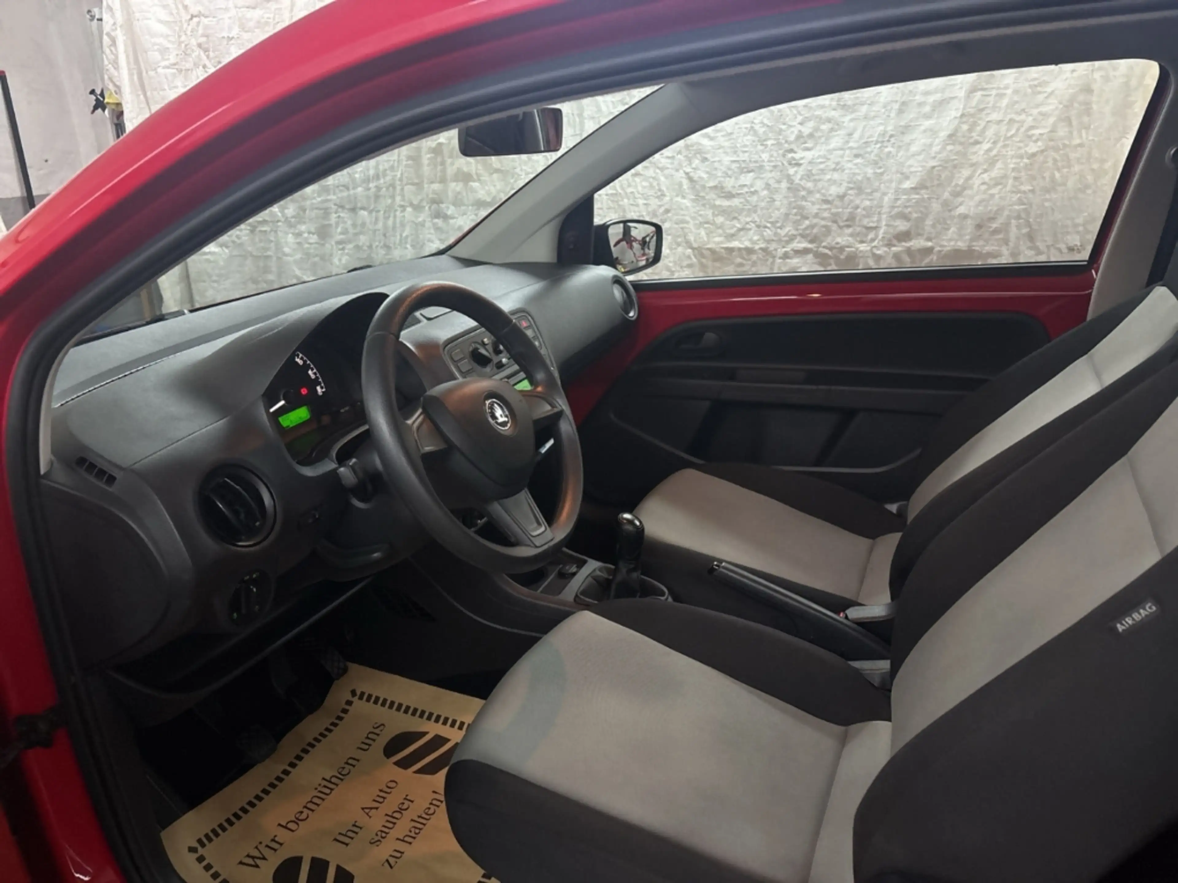 Skoda Citigo 1.0 Active Klima Sitzheizung Radio DAB — photo 13