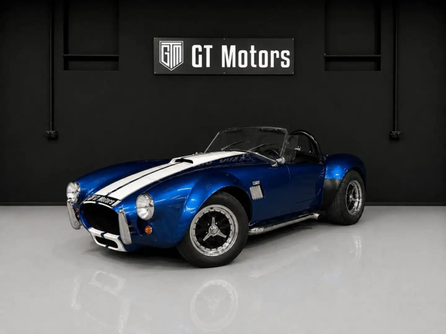 AC Sonstige NUMERO 1 V8 Blau - 1
