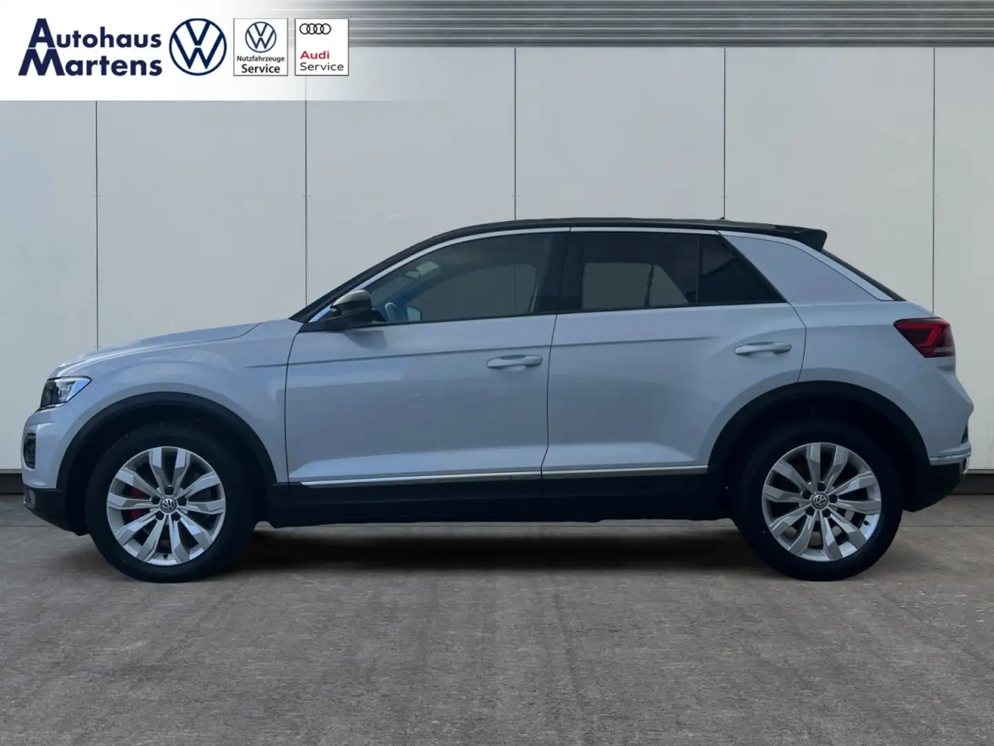 Volkswagen T-Roc 1.5 TSI ACT Sport Klima Navi Einparkhilfe Silber - 2