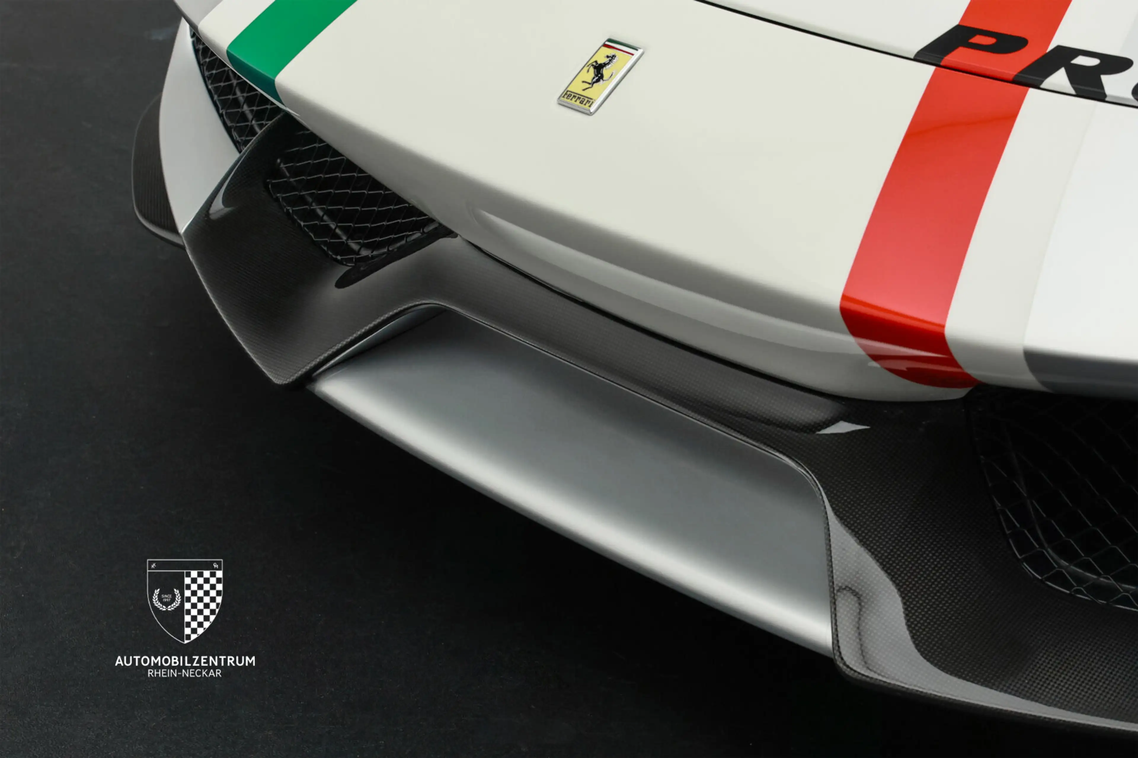Ferrari 488 488 Pista Piloti Nummer51/Carbon/RacingSeats/PPF — photo 13