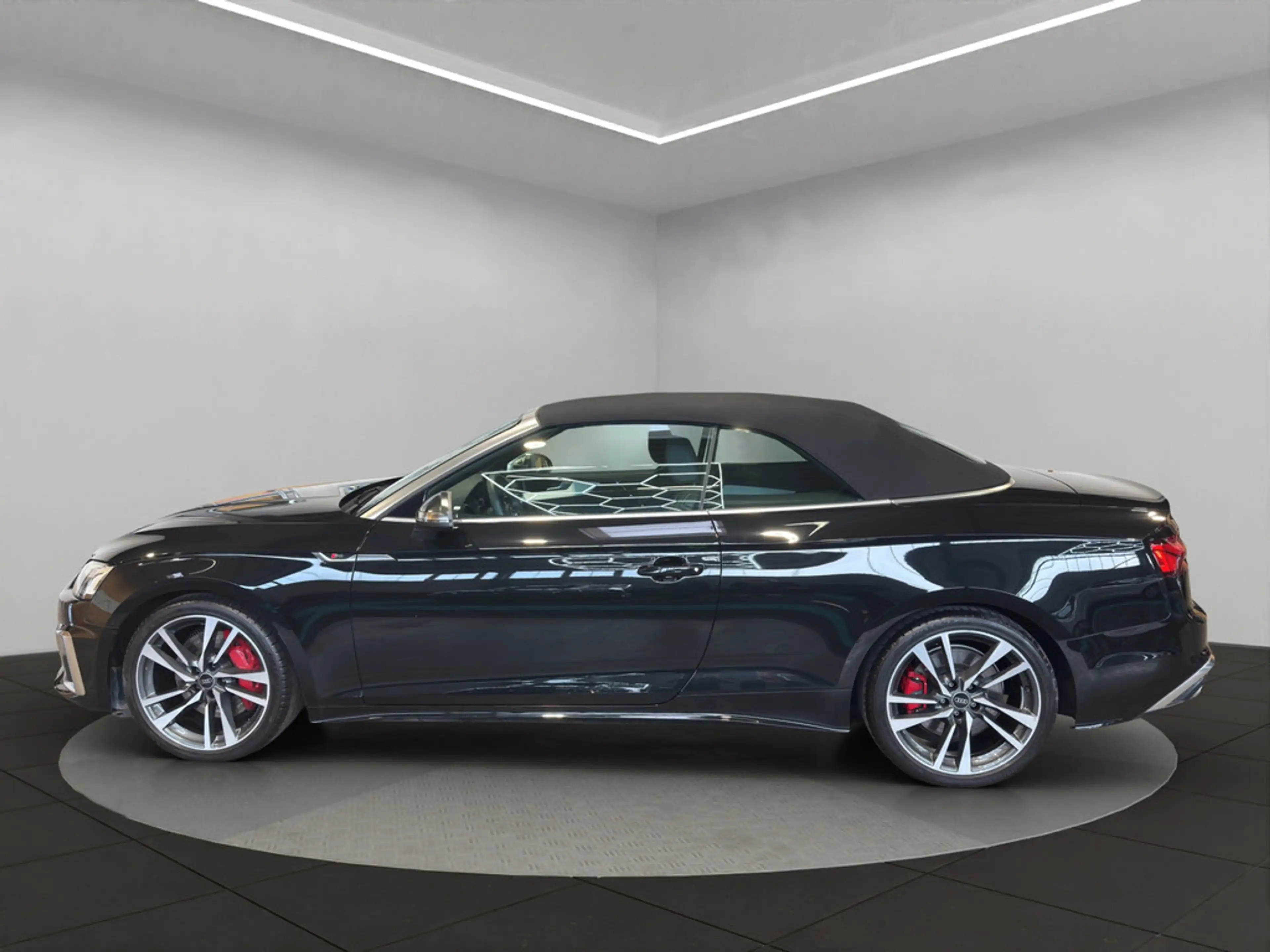 Audi S5 Cabriolet FSI 3.0 TFSI quattro basis 360° — photo 2