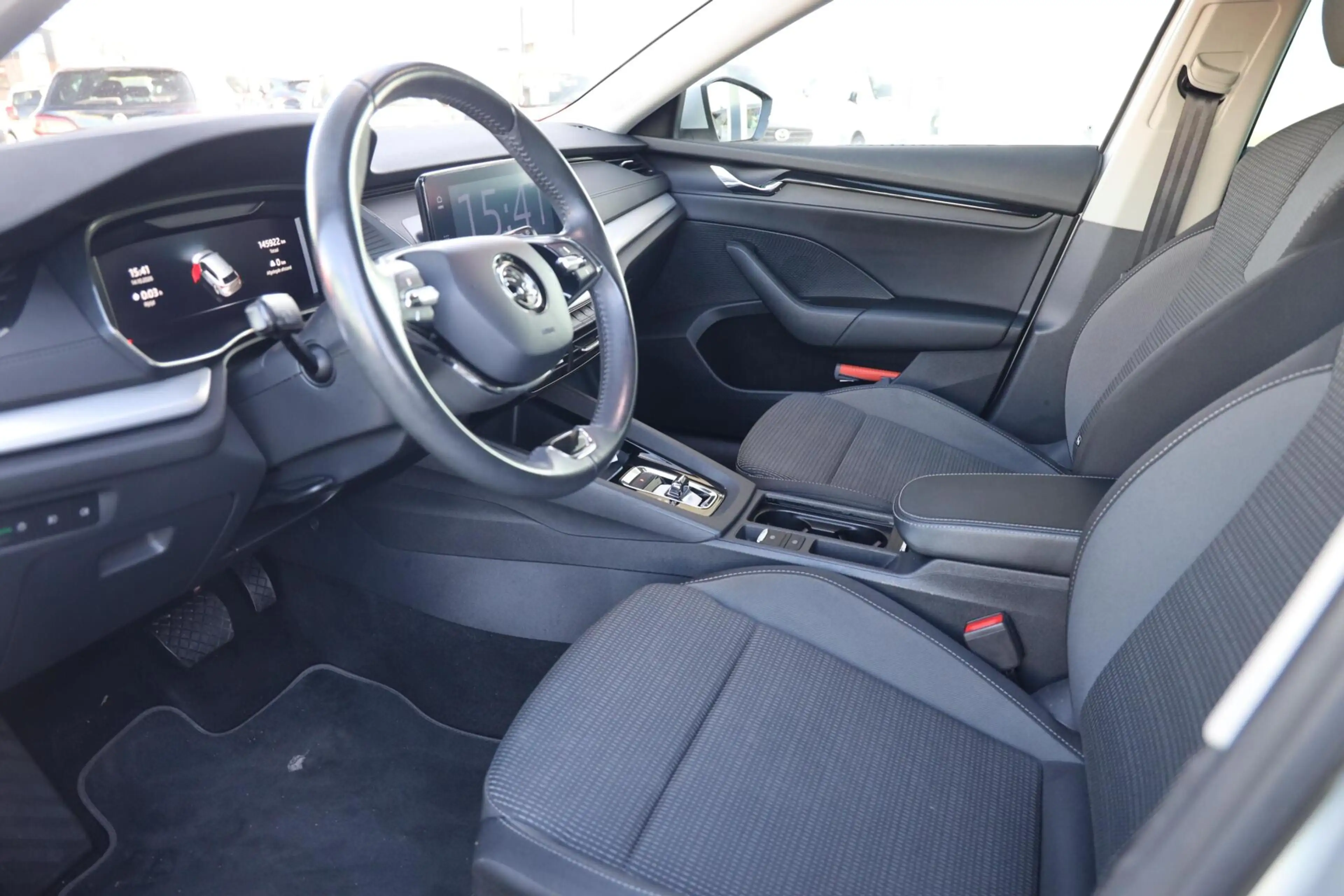 Skoda Octavia Combi 1.4 TSI iV PHEV Business Edition|Trekhaak|Di — photo 6