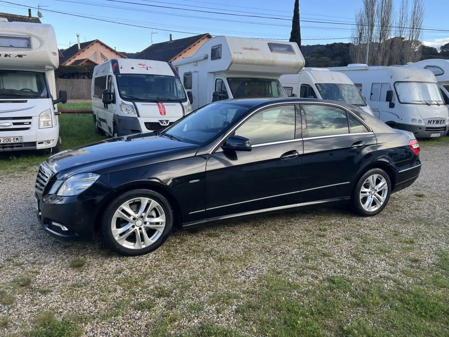 Mercedes-Benz E 200 200CDI BE Avantgarde Aut. Negro - 1
