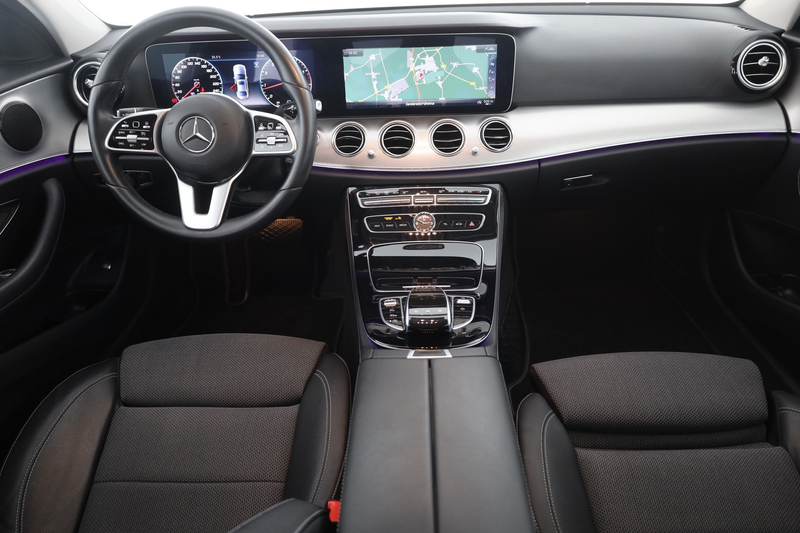 Mercedes-Benz E 200 E200 Avantgarde LED Kamera Navi Sitzheizung — photo 9