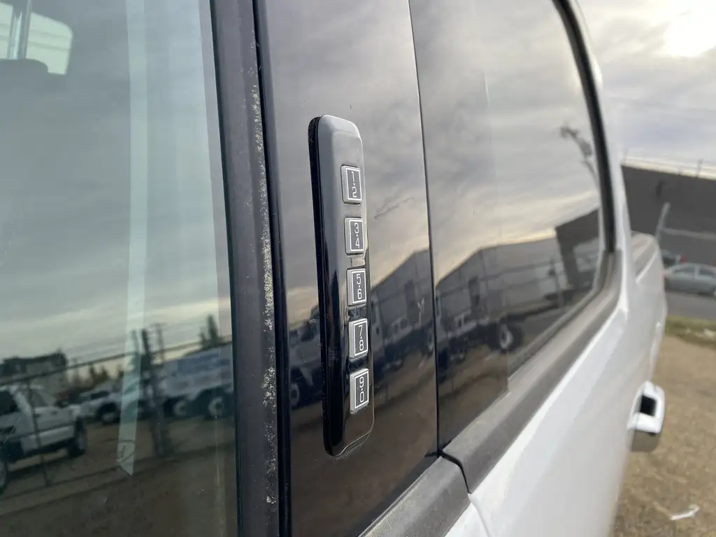 2024 Ford F-150 XLT SuperCrew 157 | 360 Cam | Rear Parking Sensors — photo 5