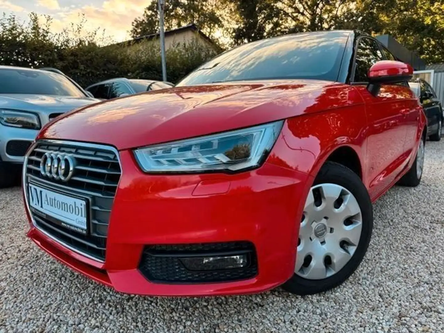 Audi A1 1.4 TFSI Sportback Klima*SitzHz.*BoseSound Rot - 1
