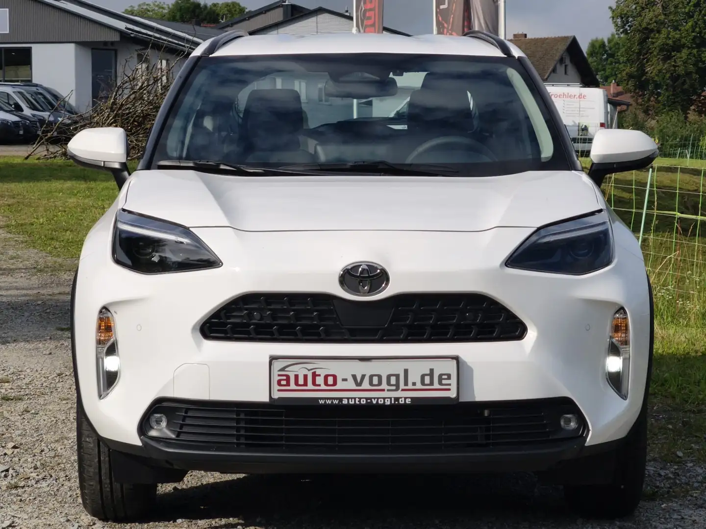 Toyota Yaris Cross Hybrid 116 1.5 VVT-i AWD-i Comfort "Allrad" RFK Weiß - 2