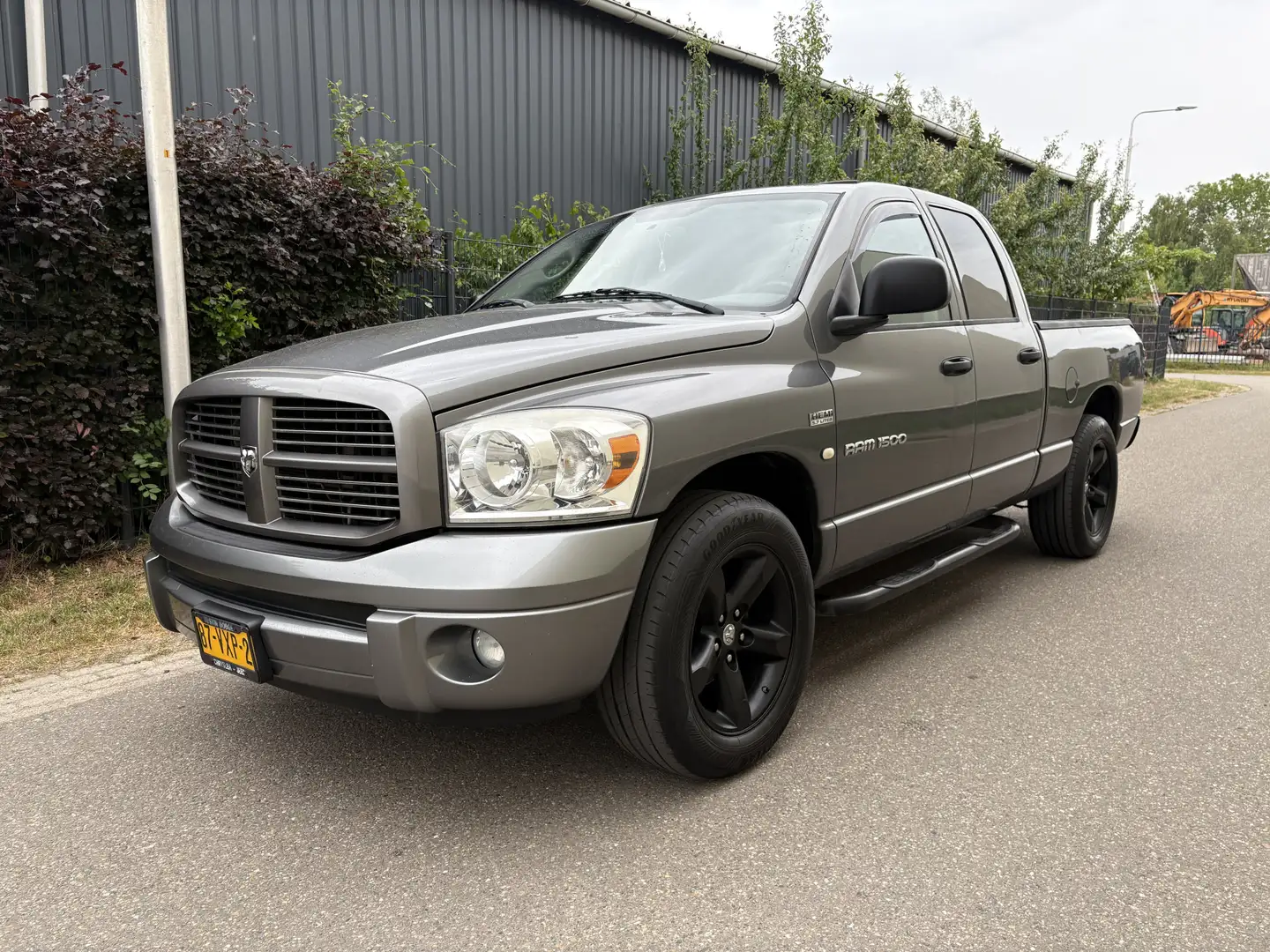Dodge RAM 1500 SLT / AUTOMAAT / LPG-G3 / CRUISE / AIRCO Gris - 1