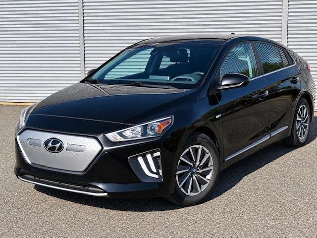 2020 Hyundai IONIQ Preferred Hatchback