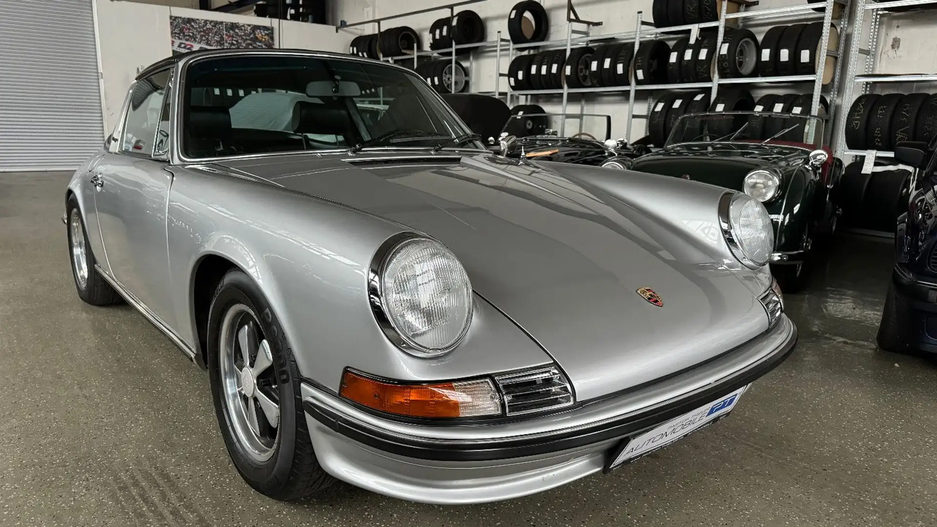 Porsche 911 T Targa "Ölklappe" Matching Number Silber - 2