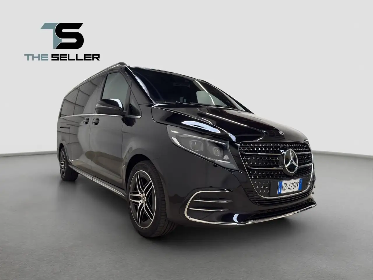 Mercedes-Benz V-Class 2026