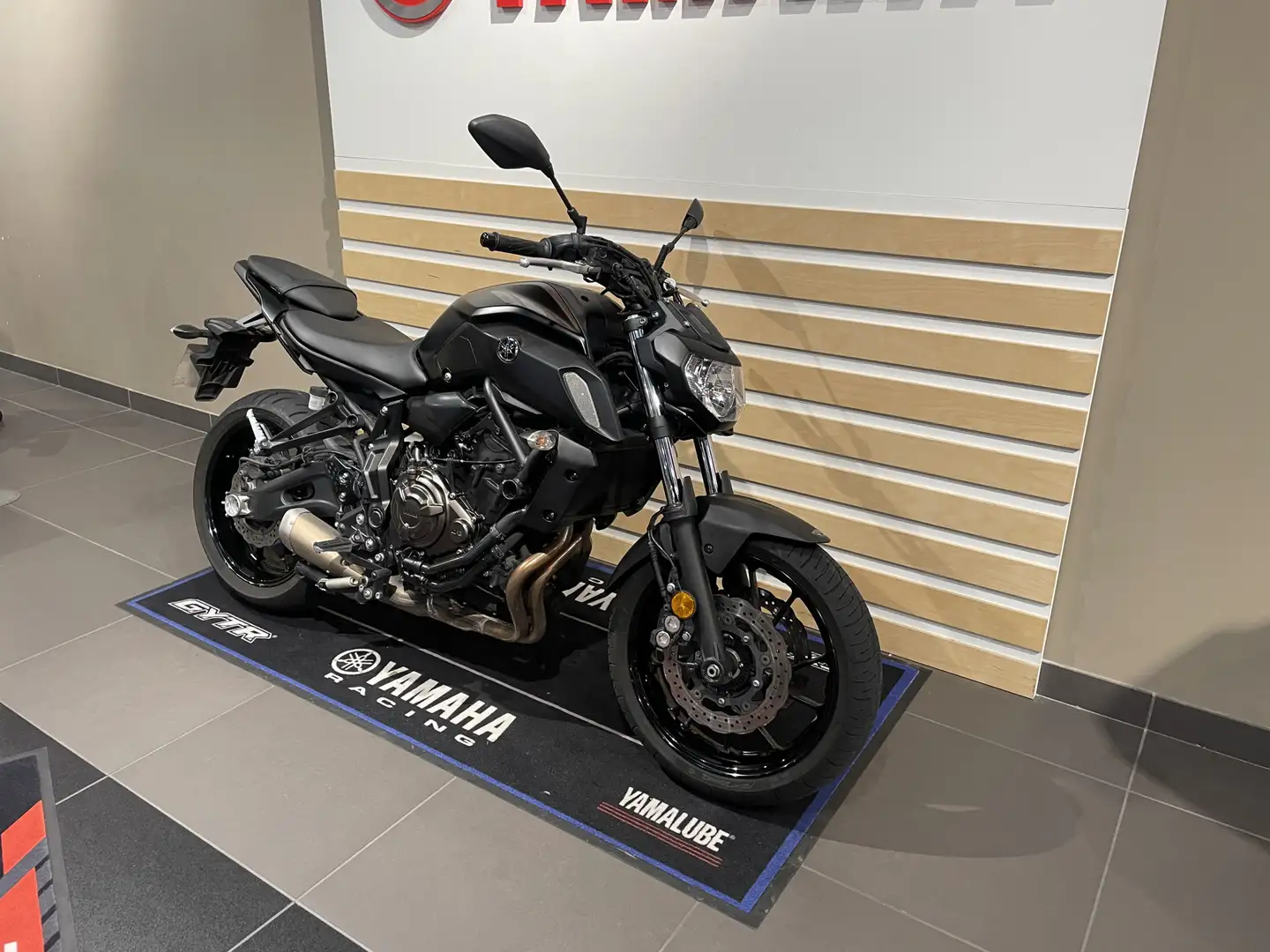 Yamaha MT-07 Noir - 2