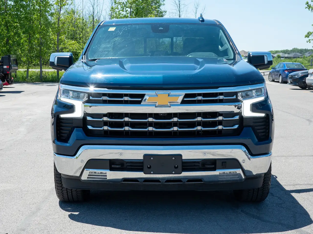 Chevrolet Silverado 1500 снимка Chevrolet Silverado 1500