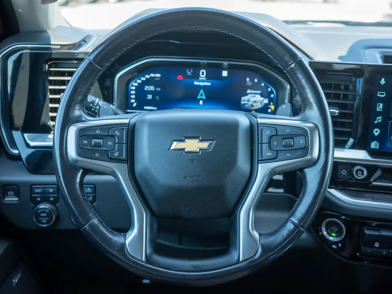 Chevrolet Silverado 1500 снимка Chevrolet Silverado 1500