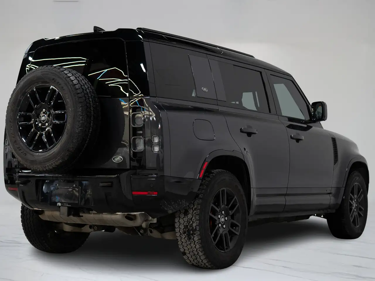 Land Rover Defender снимка Land Rover Defender