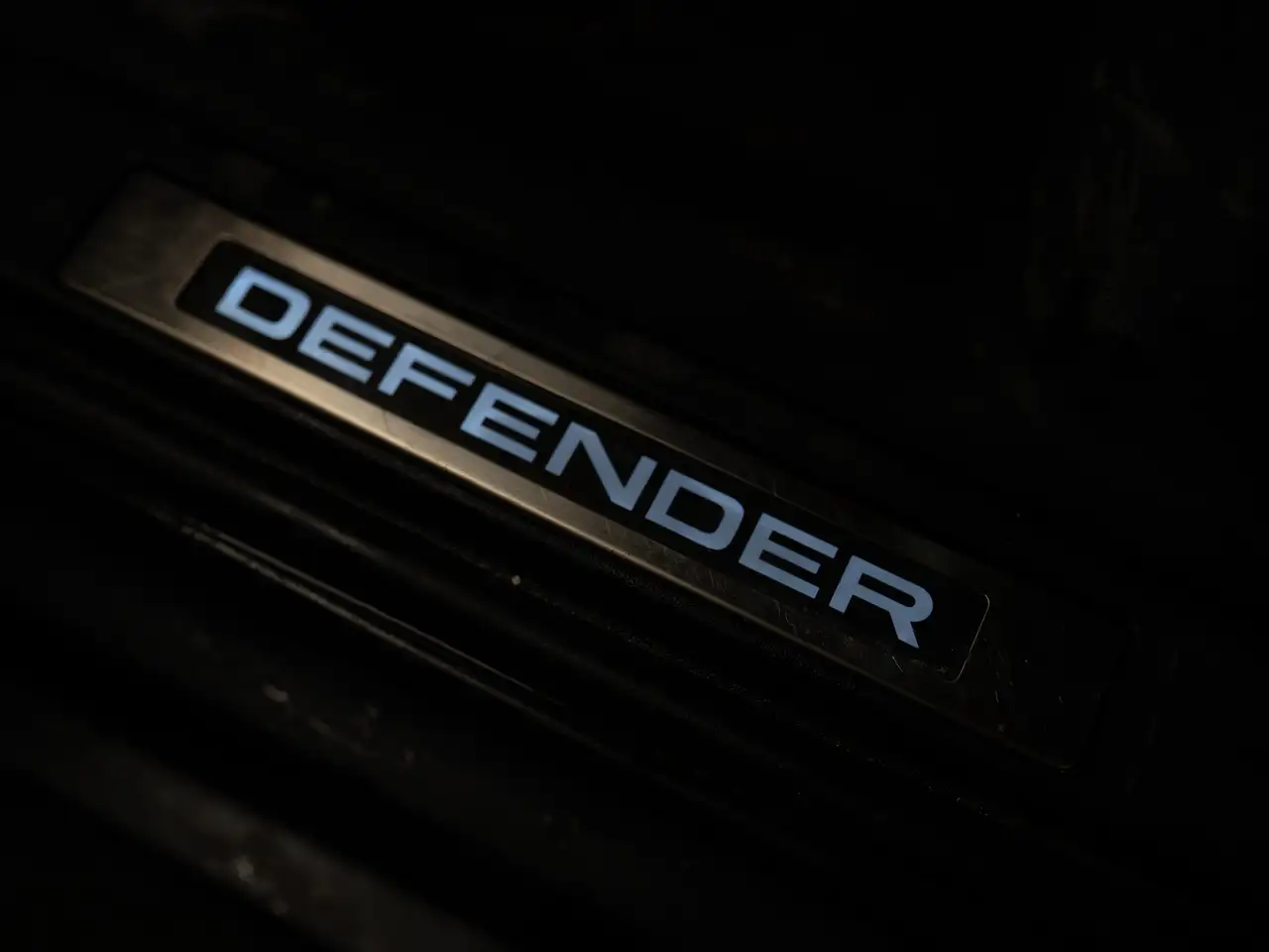 Land Rover Defender снимка Land Rover Defender