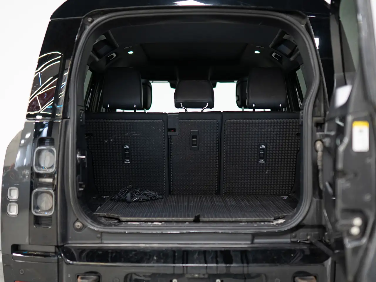 Land Rover Defender снимка Land Rover Defender