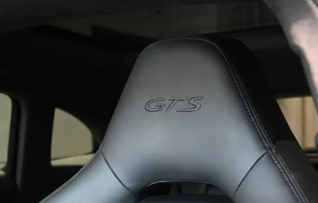 Porsche Panamera view 12