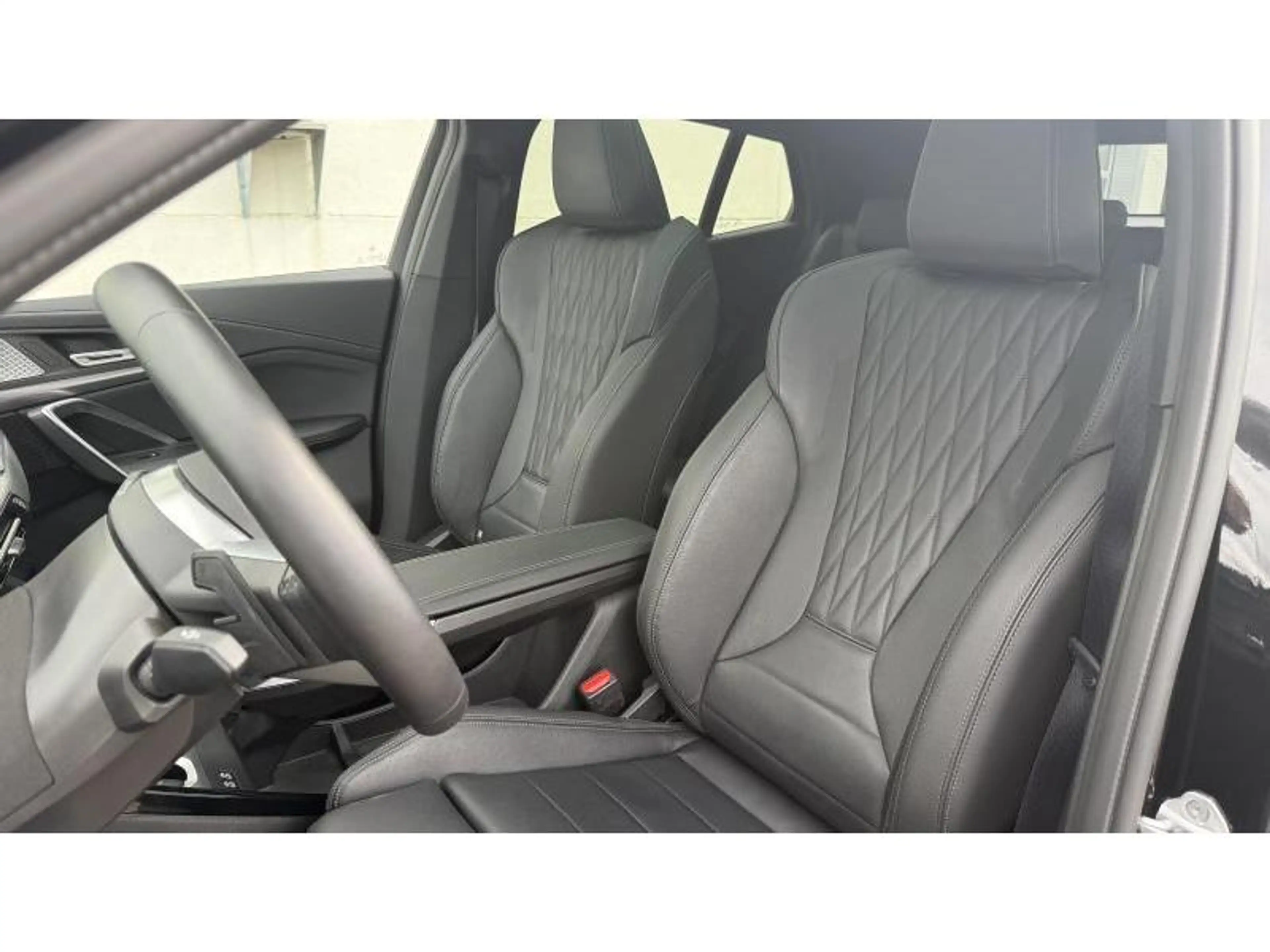 BMW iX2 eDrive 20 Pack M Sport Toit Panoramique *TVA* — photo 9