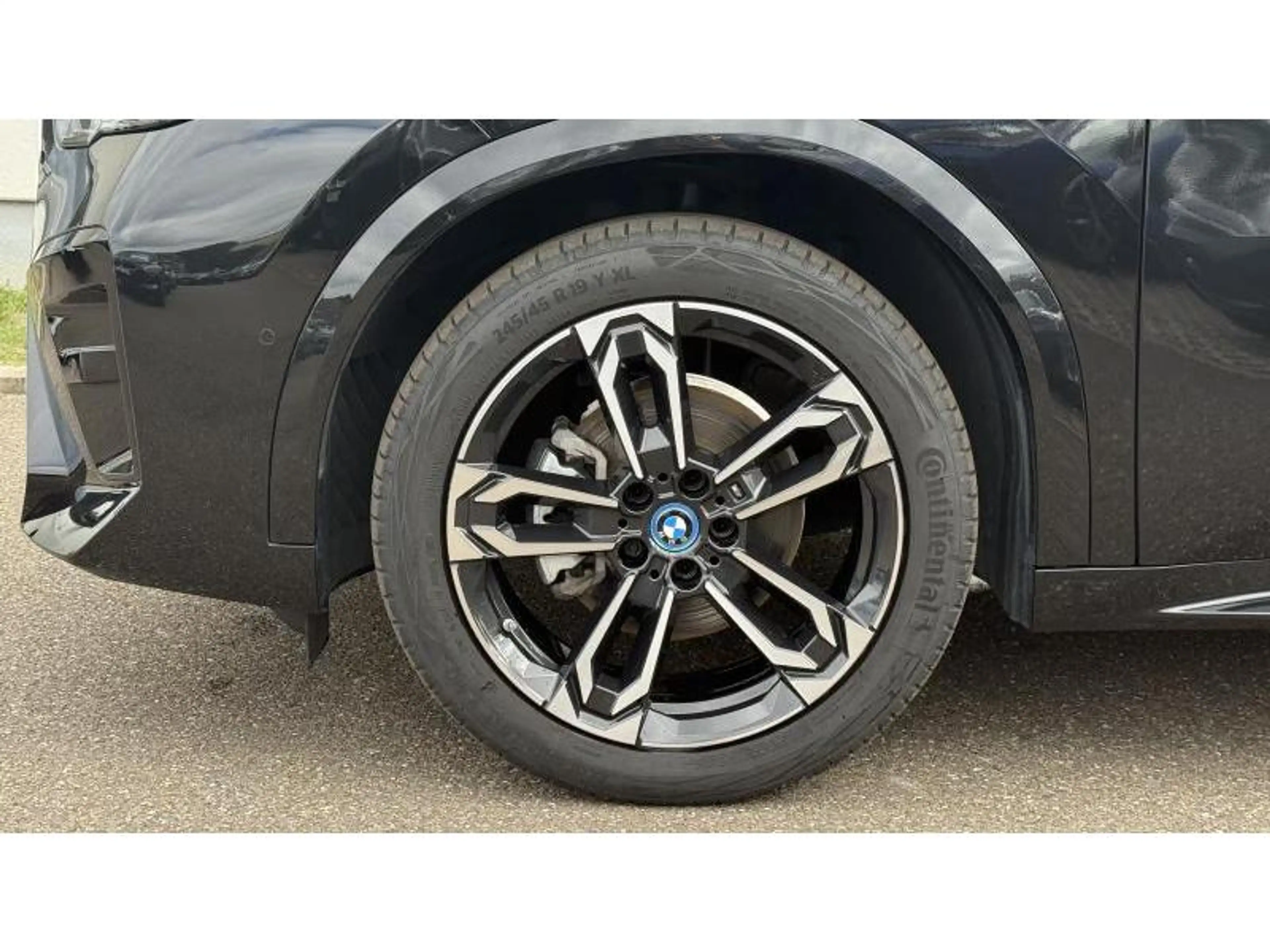 BMW iX2 eDrive 20 Pack M Sport Toit Panoramique *TVA* — photo 11