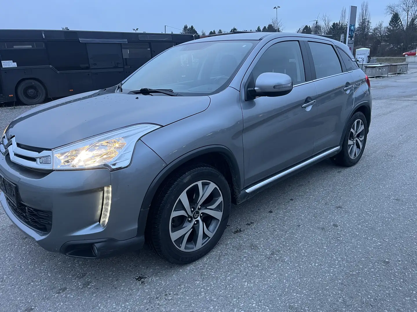 Citroen C4 Aircross HDi 115 4WD Seduction - 1