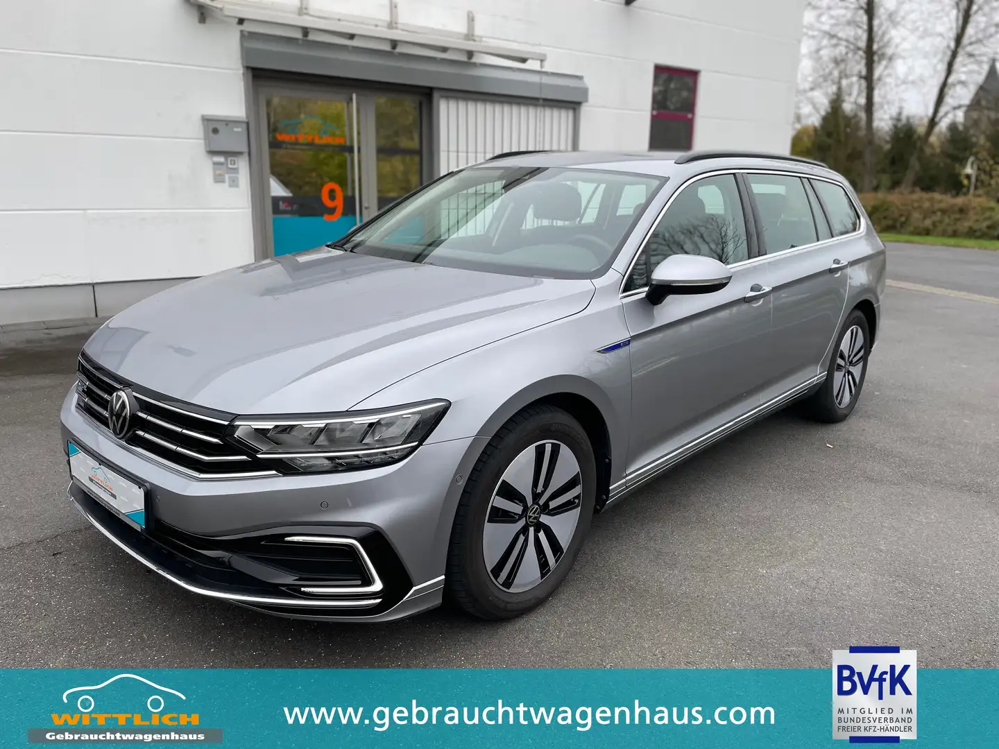 Volkswagen Passat Variant 1.4 GTE Hybrid +Winterräder +Garantie Silber - 1