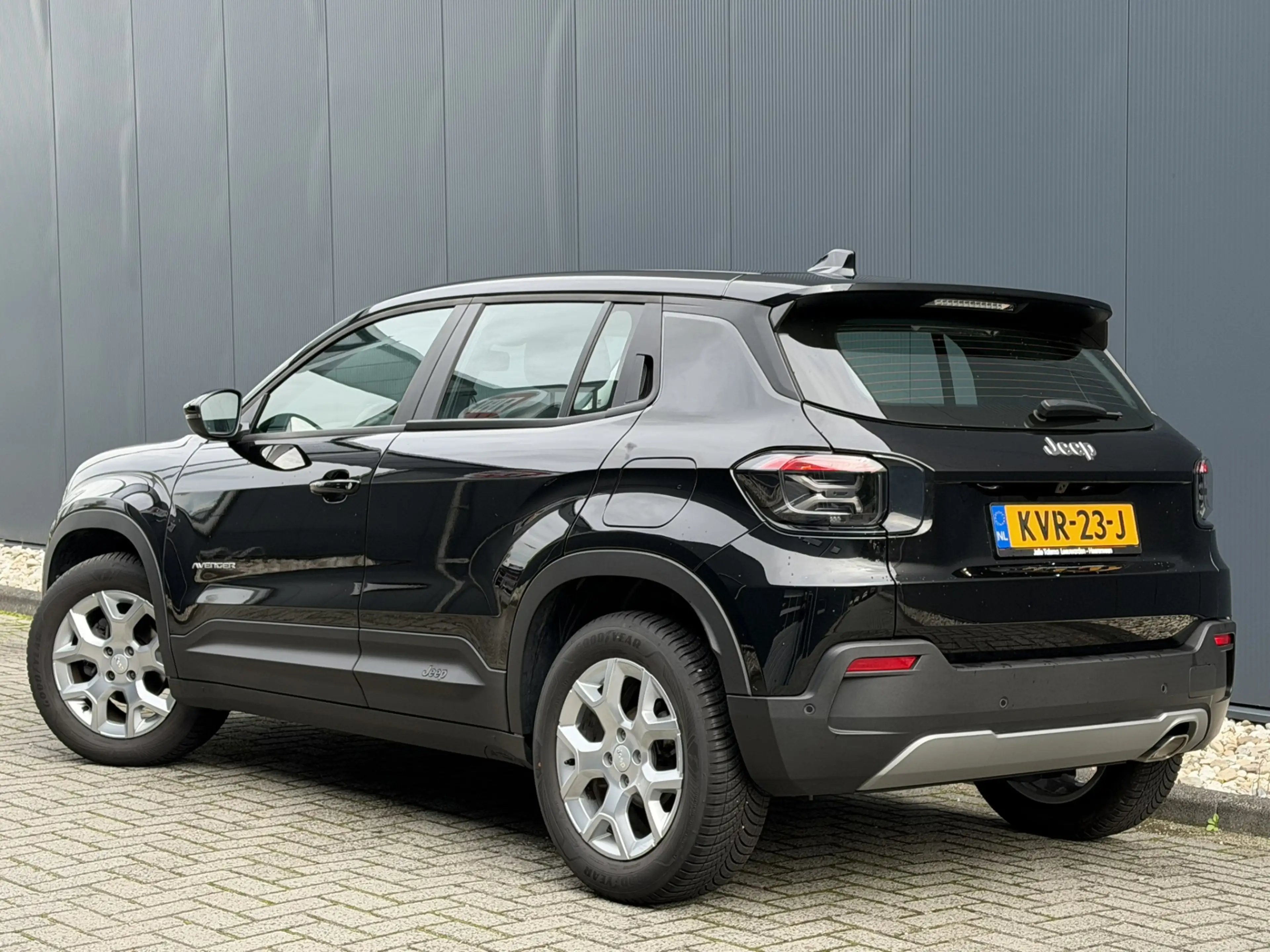 Jeep Avenger 1.2 Altitude | Winterpakket | Camera | Apple/Andro — photo 3