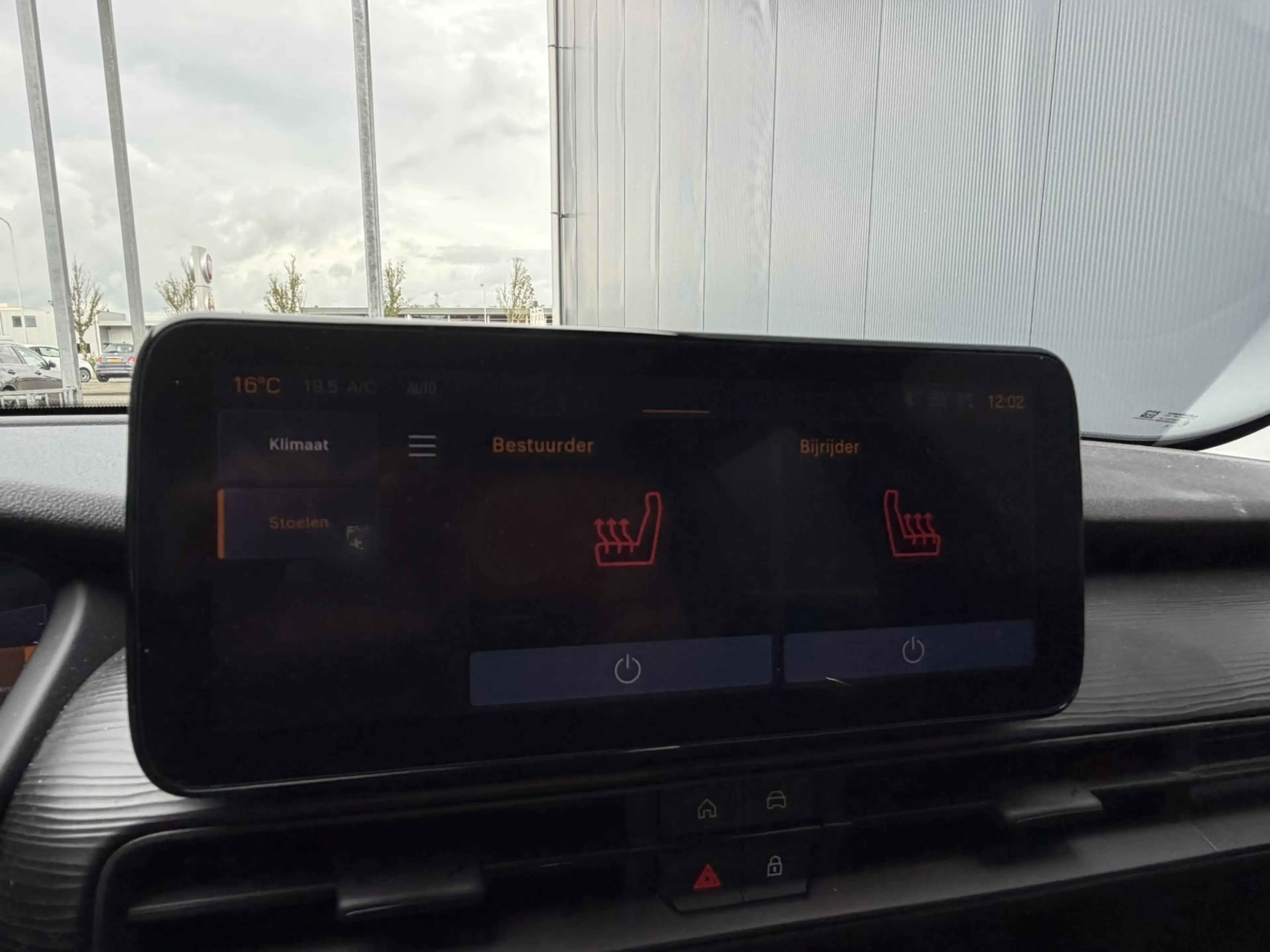Jeep Avenger 1.2 Altitude | Winterpakket | Camera | Apple/Andro — photo 8