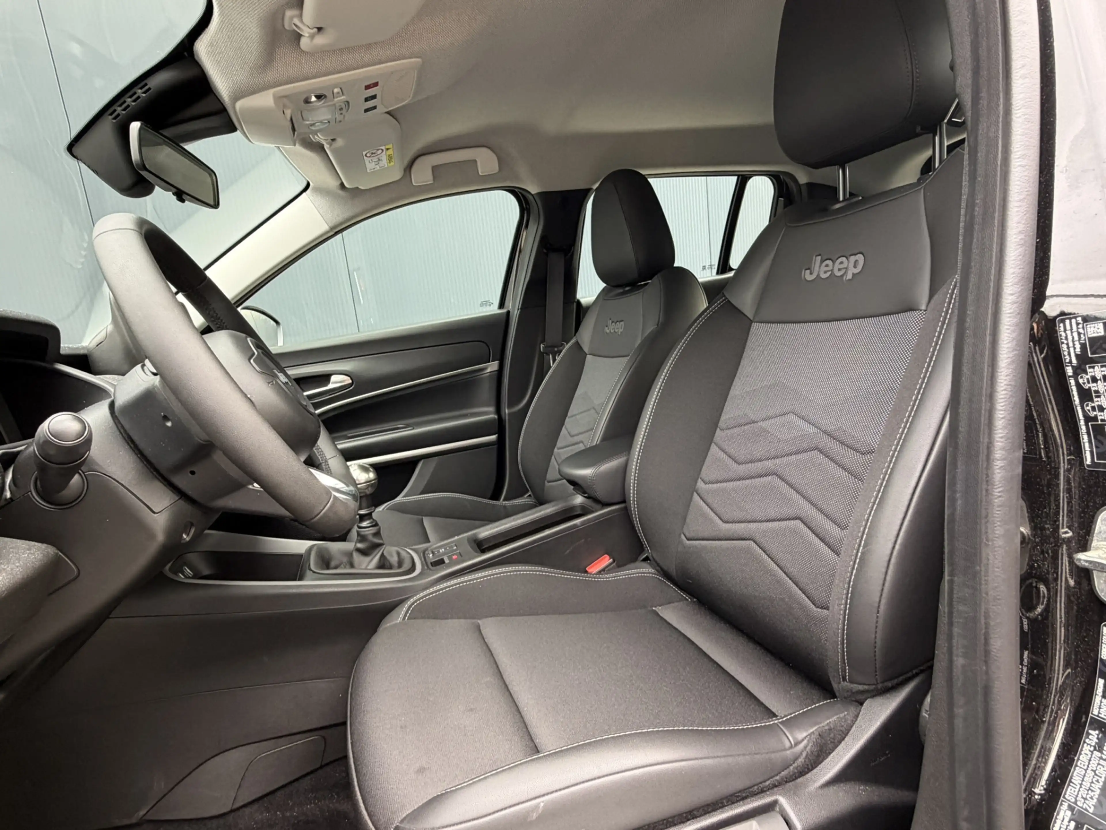 Jeep Avenger 1.2 Altitude | Winterpakket | Camera | Apple/Andro — photo 18