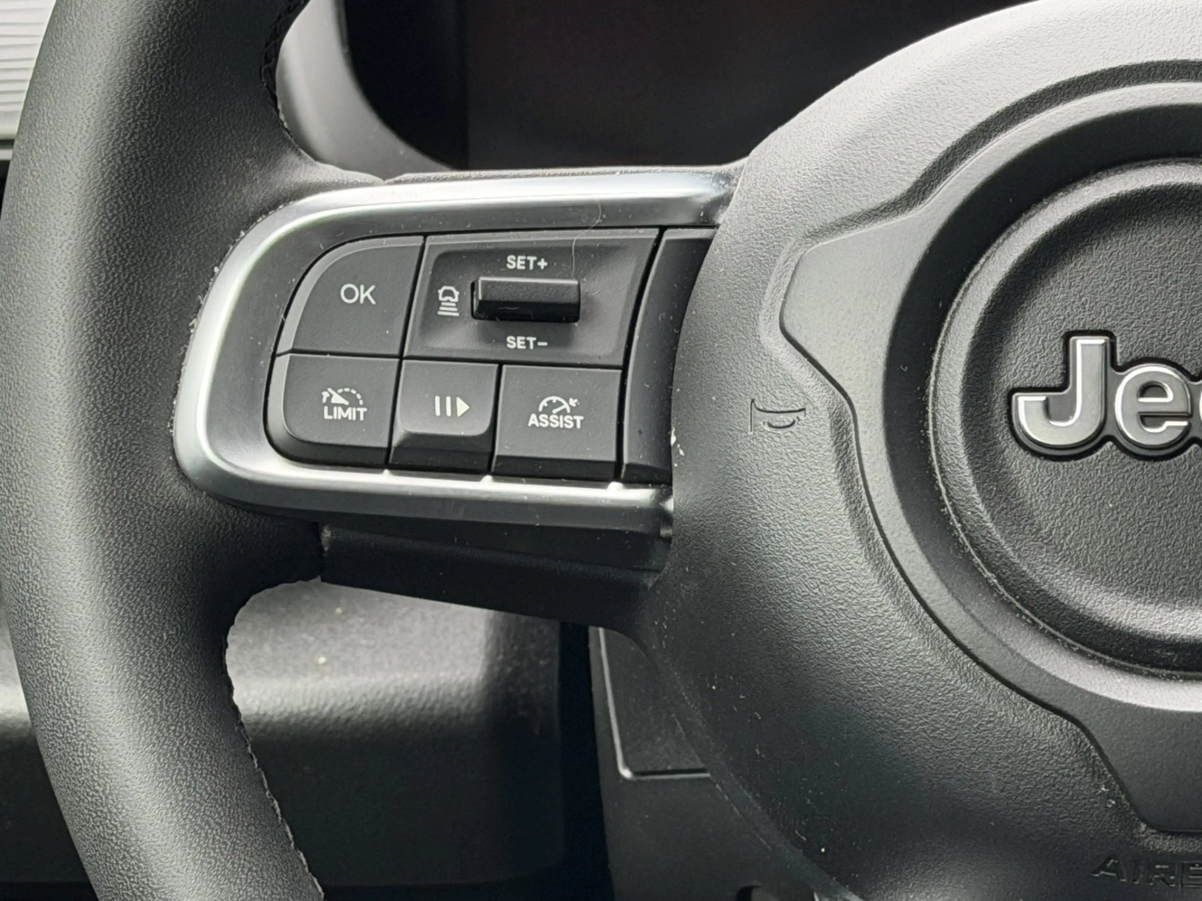 Jeep Avenger 1.2 Altitude | Winterpakket | Camera | Apple/Andro — photo 12