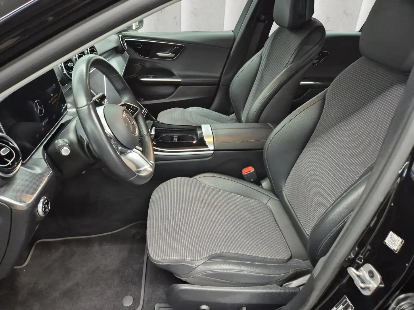Mercedes-Benz C 200 Avantgarde | RFK | PDC | SHZ | LED |  AC Schwarz - 2