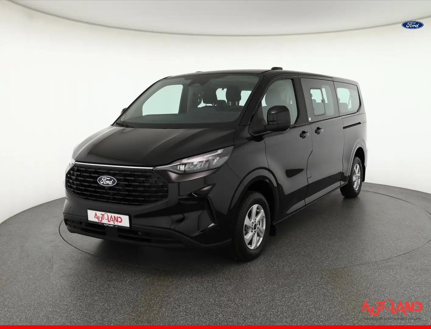 Ford Tourneo Custom 2.0 L2 LED ACC Navi Kamera Zwart - 1