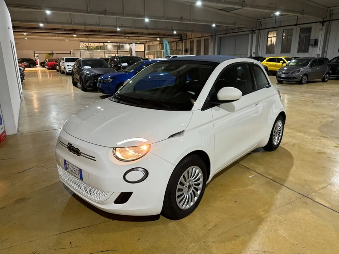 Fiat 500C Cabrio 42 kWh Bianco - 1