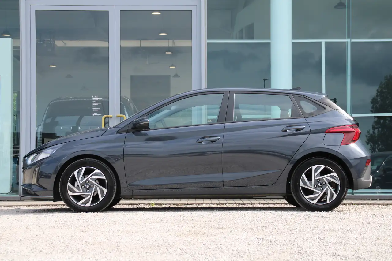 Hyundai i20 1.2 LIMITED EDITION *CAM*WIRELESS APPLE/ANDROID*, миниатюра 4