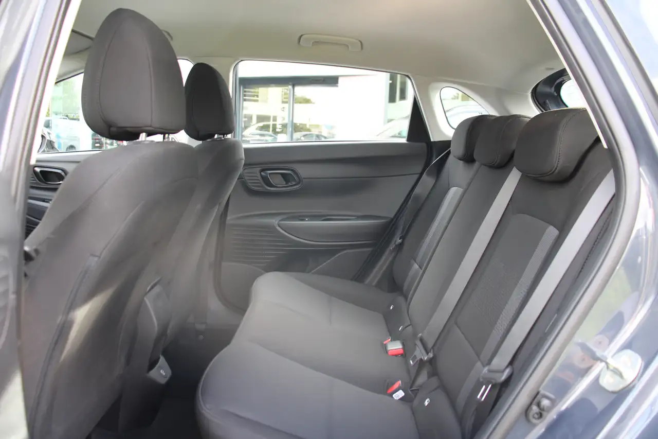 Hyundai i20 1.2 LIMITED EDITION *CAM*WIRELESS APPLE/ANDROID*, миниатюра 13