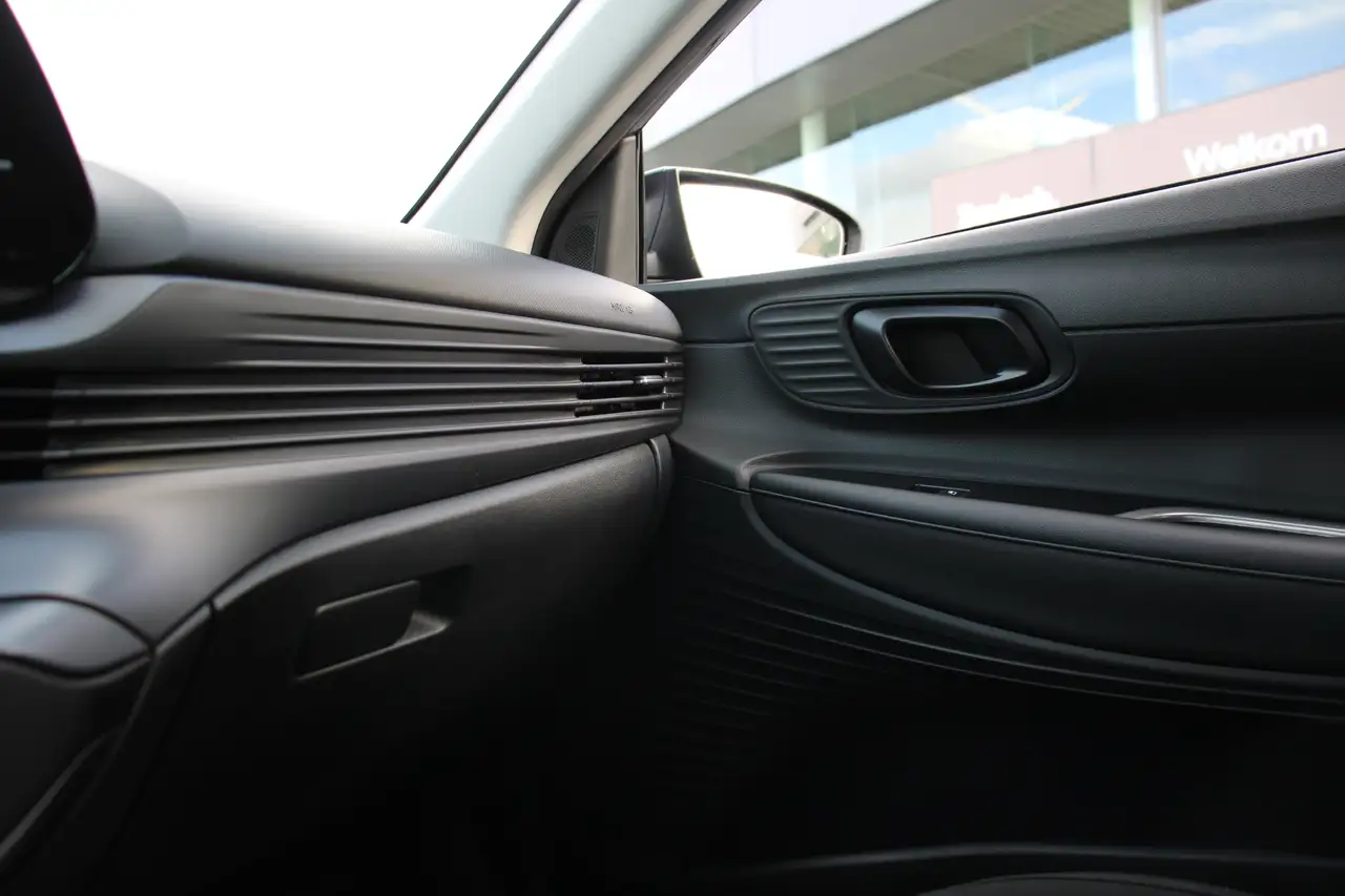 Hyundai i20 1.2 LIMITED EDITION *CAM*WIRELESS APPLE/ANDROID*, миниатюра 27