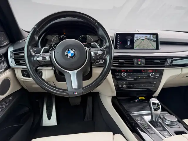 BMW X5 view 13