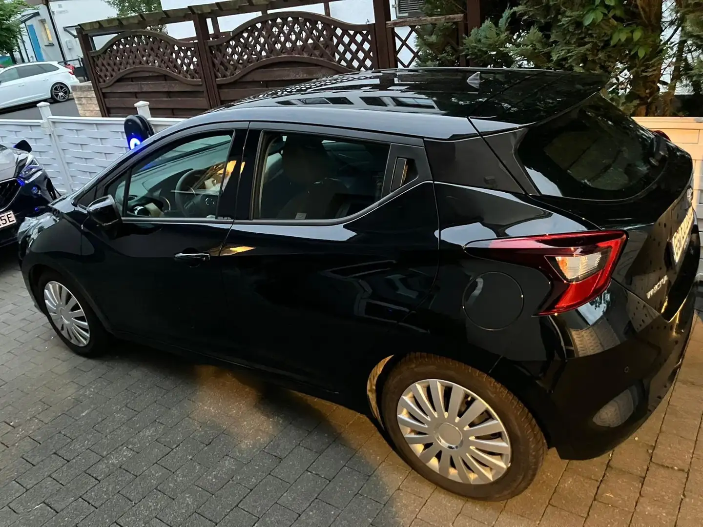 Nissan Micra Micra IG-T Xtronic Acenta N-WAY Schwarz - 2