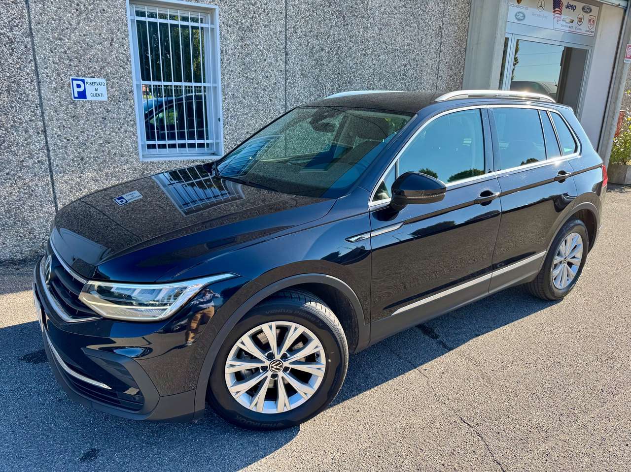 Volkswagen Tiguan 1.5 tsi Life 150cv dsg "RADAR"DSG"IVA ESPOSTA"